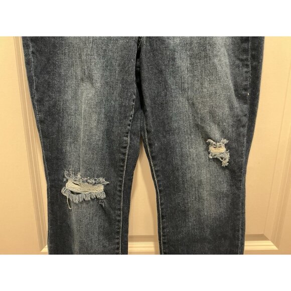 Judy Blue Boyfriend Fit Jeans 7/28 Medium Wash Distressed 5 Pocket - Picture 3 of 10